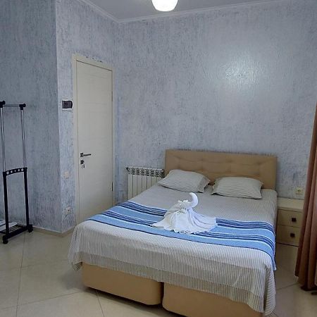 Hotel Ergo 巴统 外观 照片