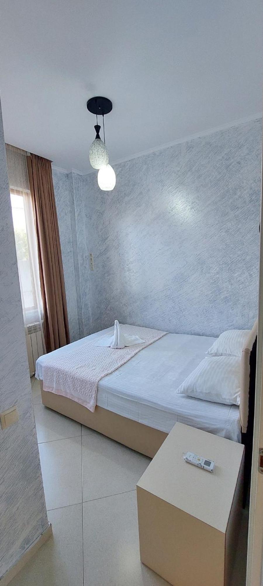 Hotel Ergo 巴统 外观 照片