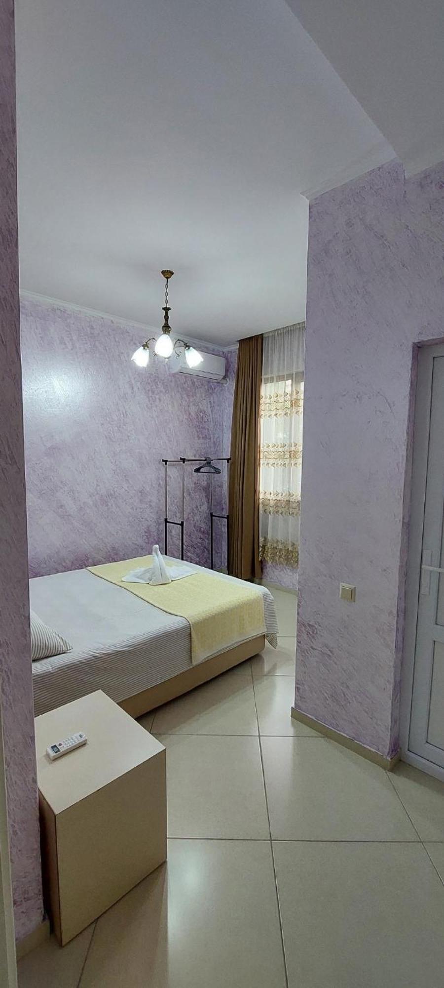 Hotel Ergo 巴统 外观 照片