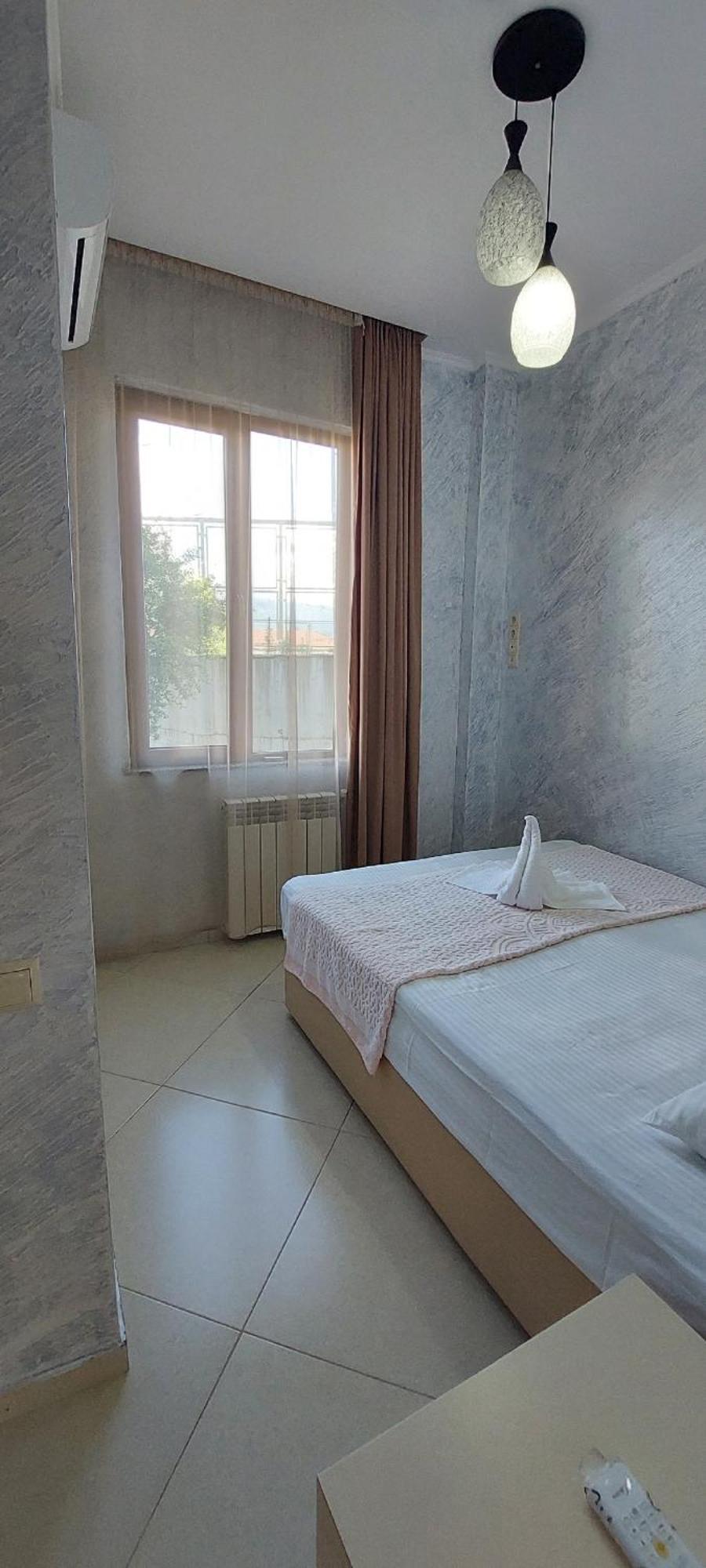 Hotel Ergo 巴统 外观 照片